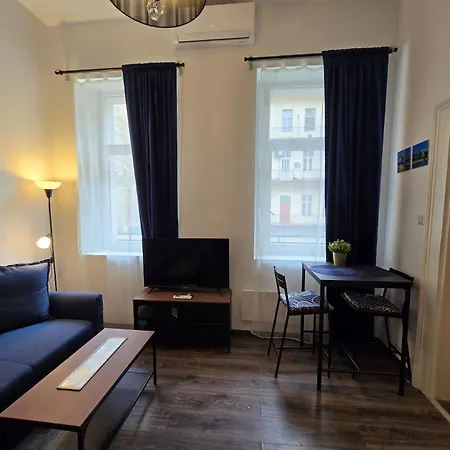 Treasure Box - Entire In The Center