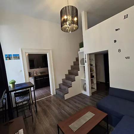 Treasure Box - Entire In The Center *